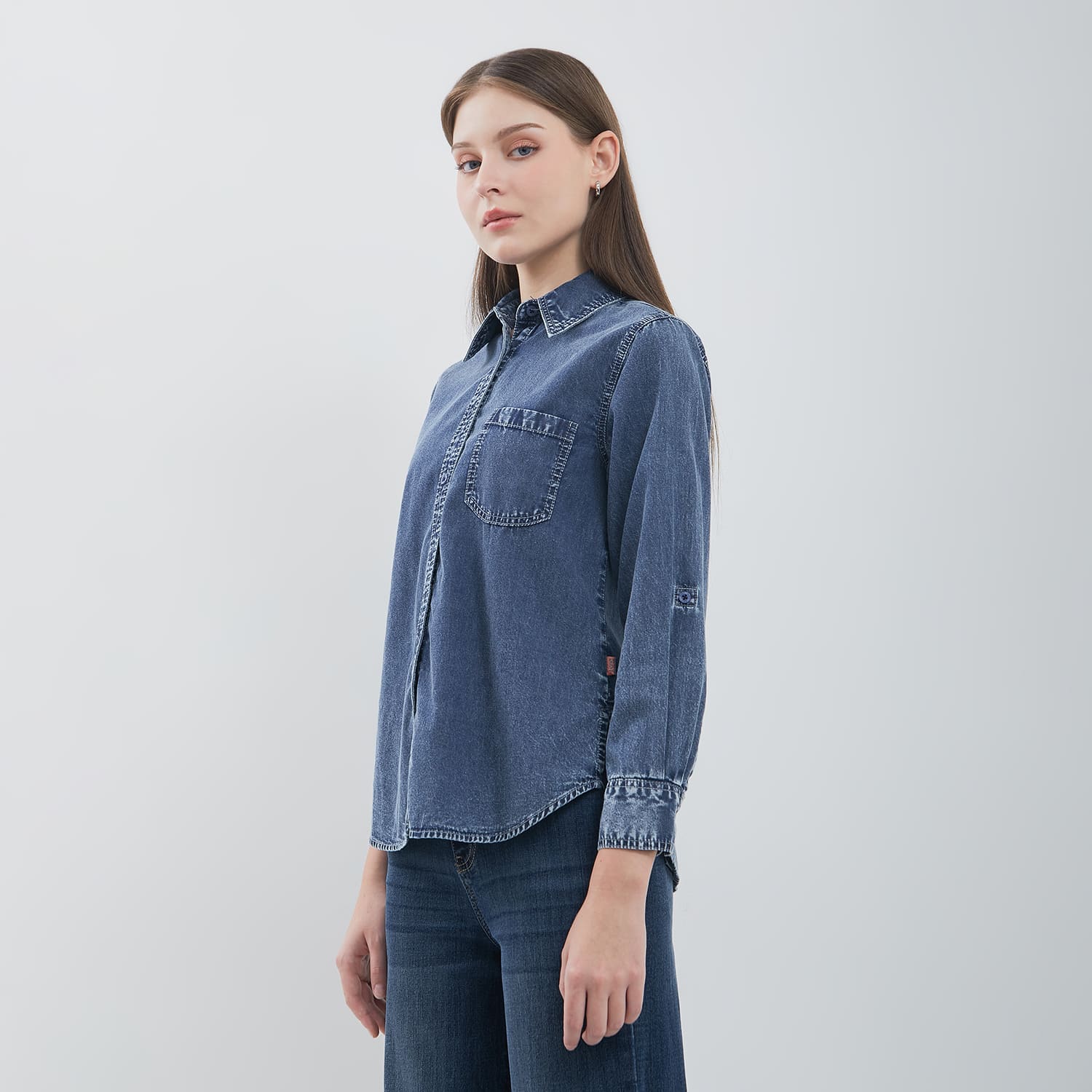 DUST Kemeja Denim Wening Acid Wash (D.116542)
