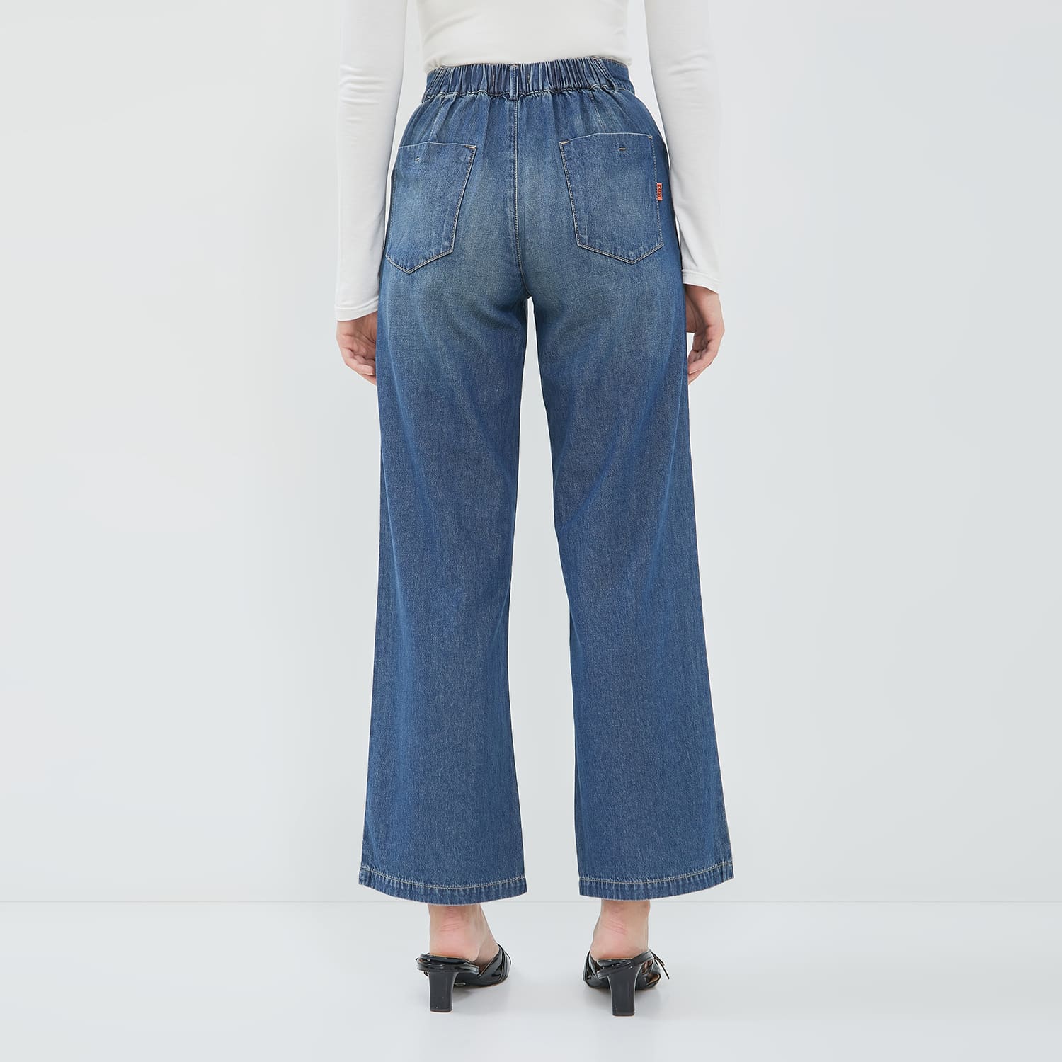 DUST Celana Drapey Denim Dalika Medium Light Blue (D.39187)