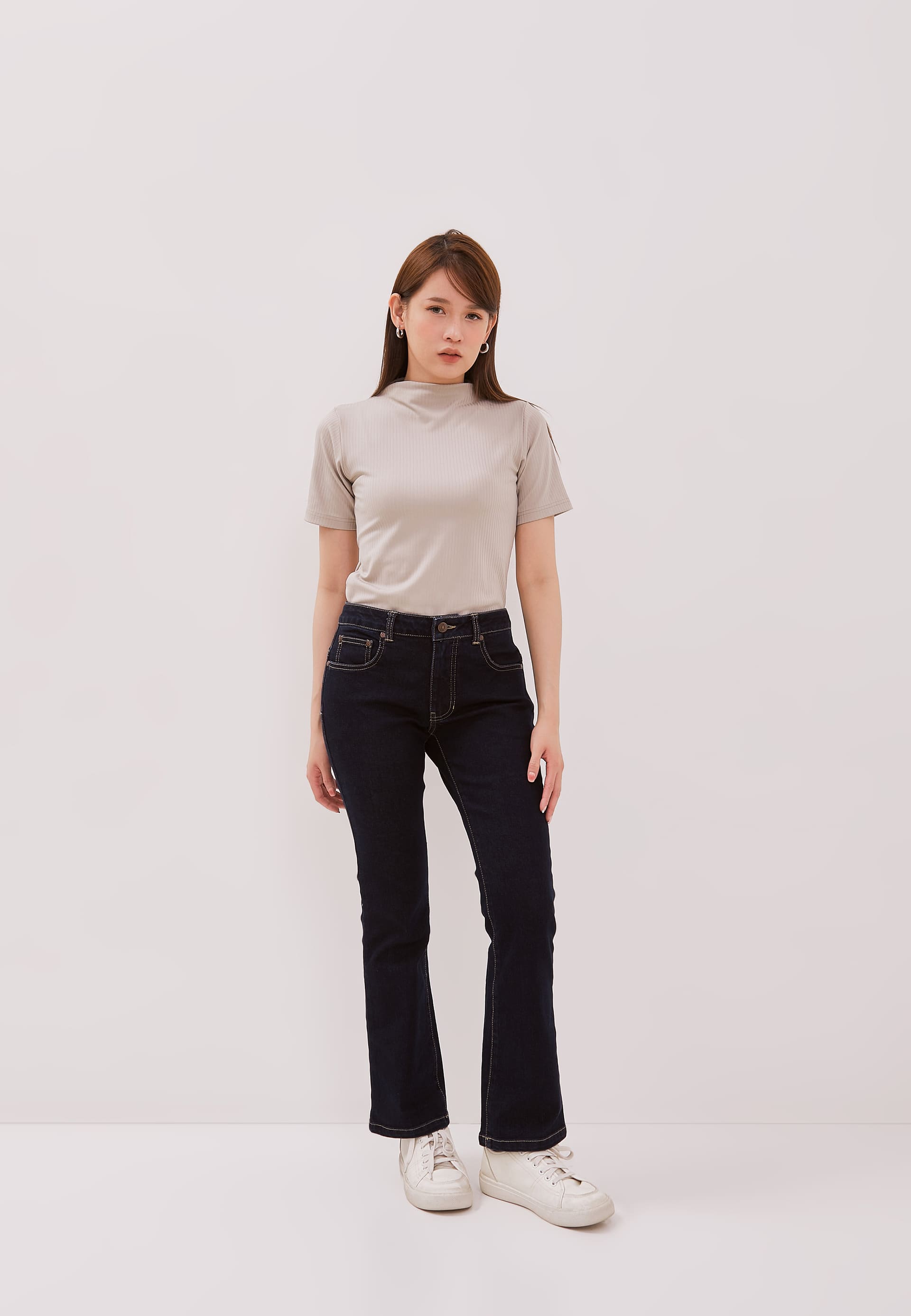 DUST Celana Mid Rise Bootcut Jeans Laira Medium Dark Blue (D. 31308)