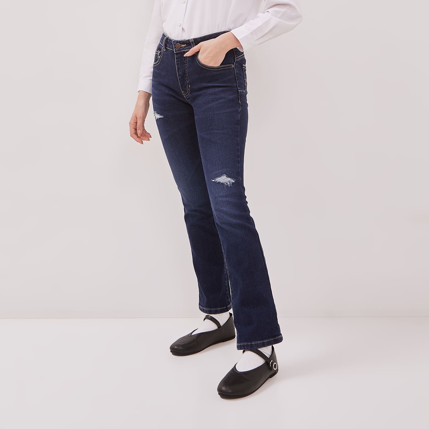 DUST Celana Mid Rise Bootcut Jeans Laira Medium Dark Blue (D. 31310)
