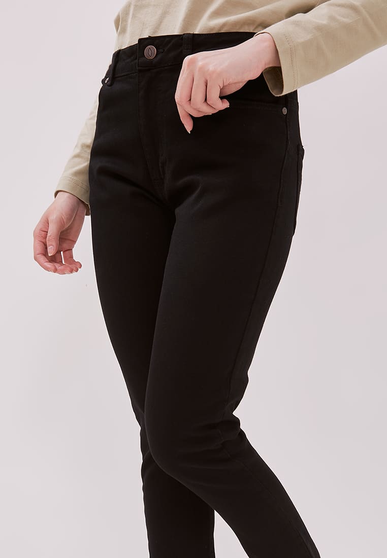 DUST Celana High Rise Skinny Jeans Sandita All Black Comfease (D. 3632-HR)
