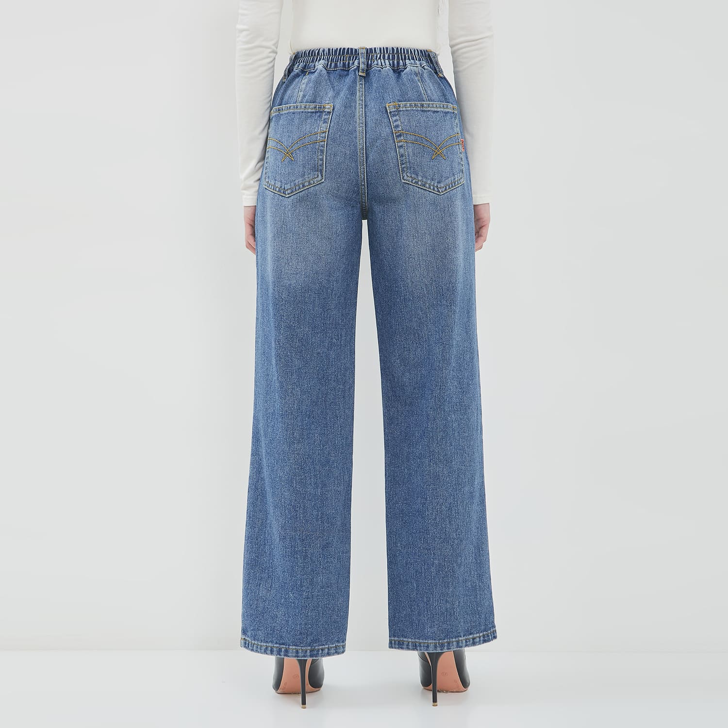 DUST Celana High Loose Jeans Sinra Light Blue Comfease (D.39192)