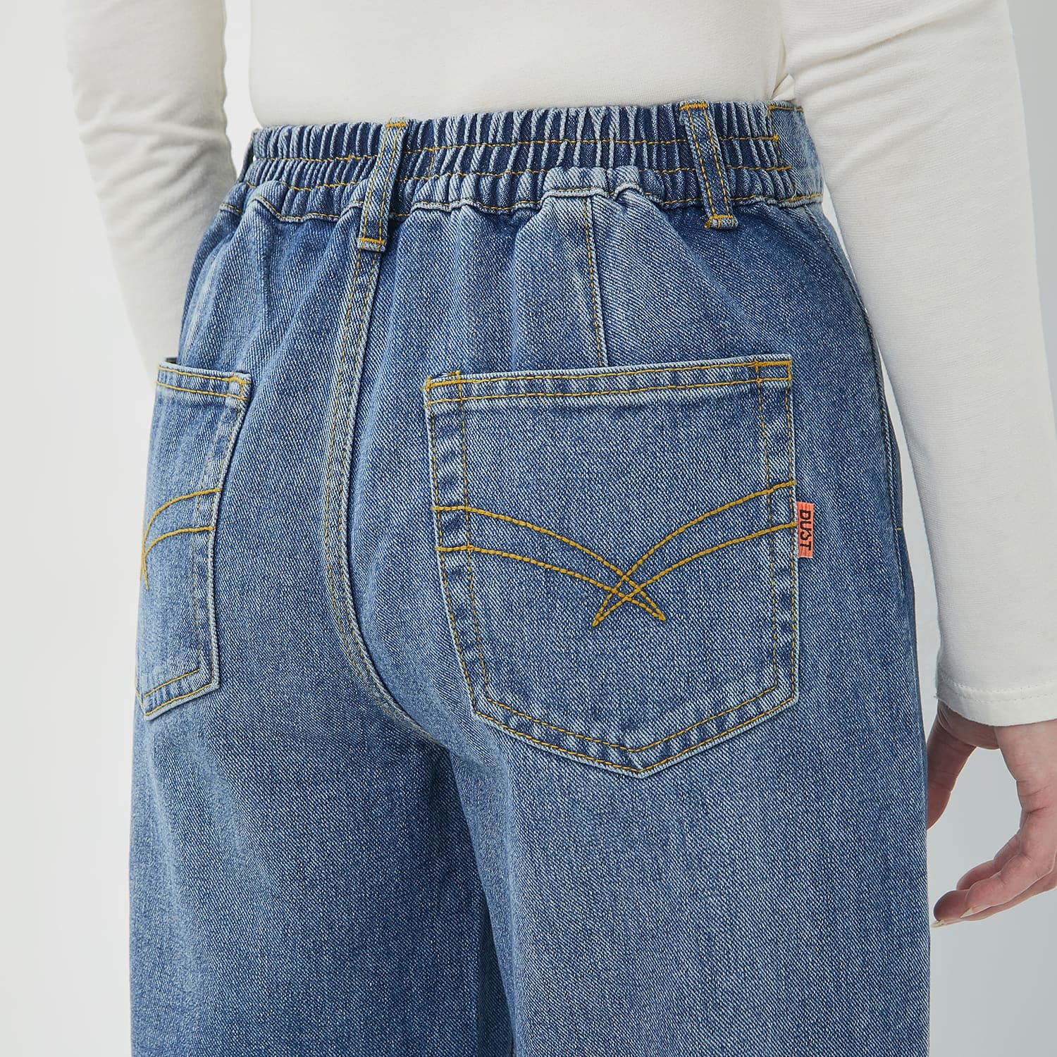 DUST Celana High Loose Jeans Sinra Light Blue Comfease (D.39192)