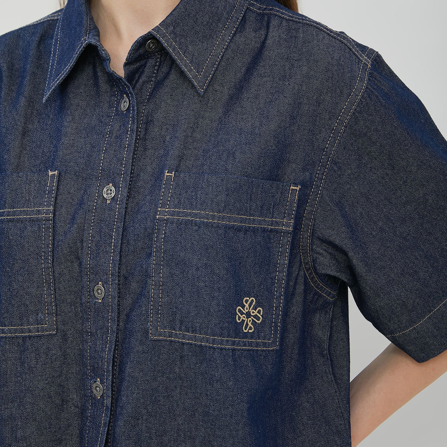 DUST Kemeja Denim Boxy Sinai Dark Blue (D.14315)