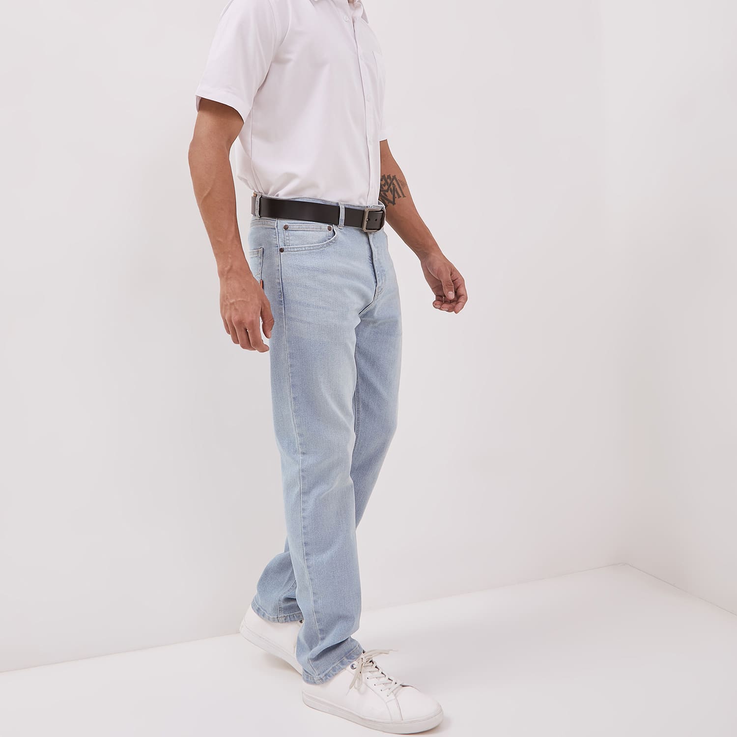 DUST Celana Straight Jeans Baril Medium Light Blue (DM.3106)