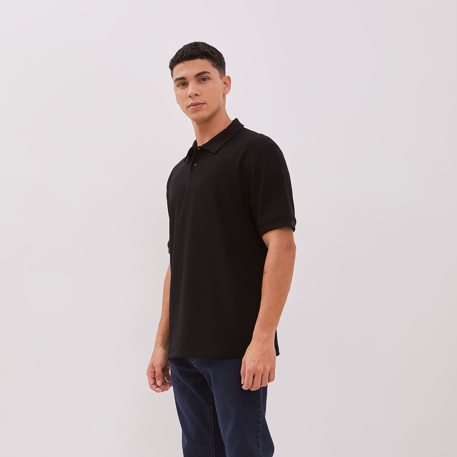 DUST Kaos Polo Bian Hitam (DM.7612)