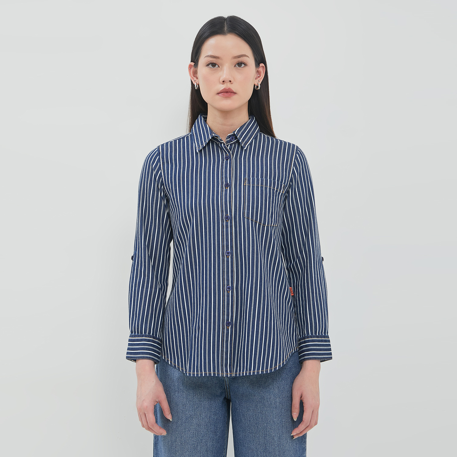 DUST Kemeja Denim Ansel Garis Medium Dark Blue (D.116567)