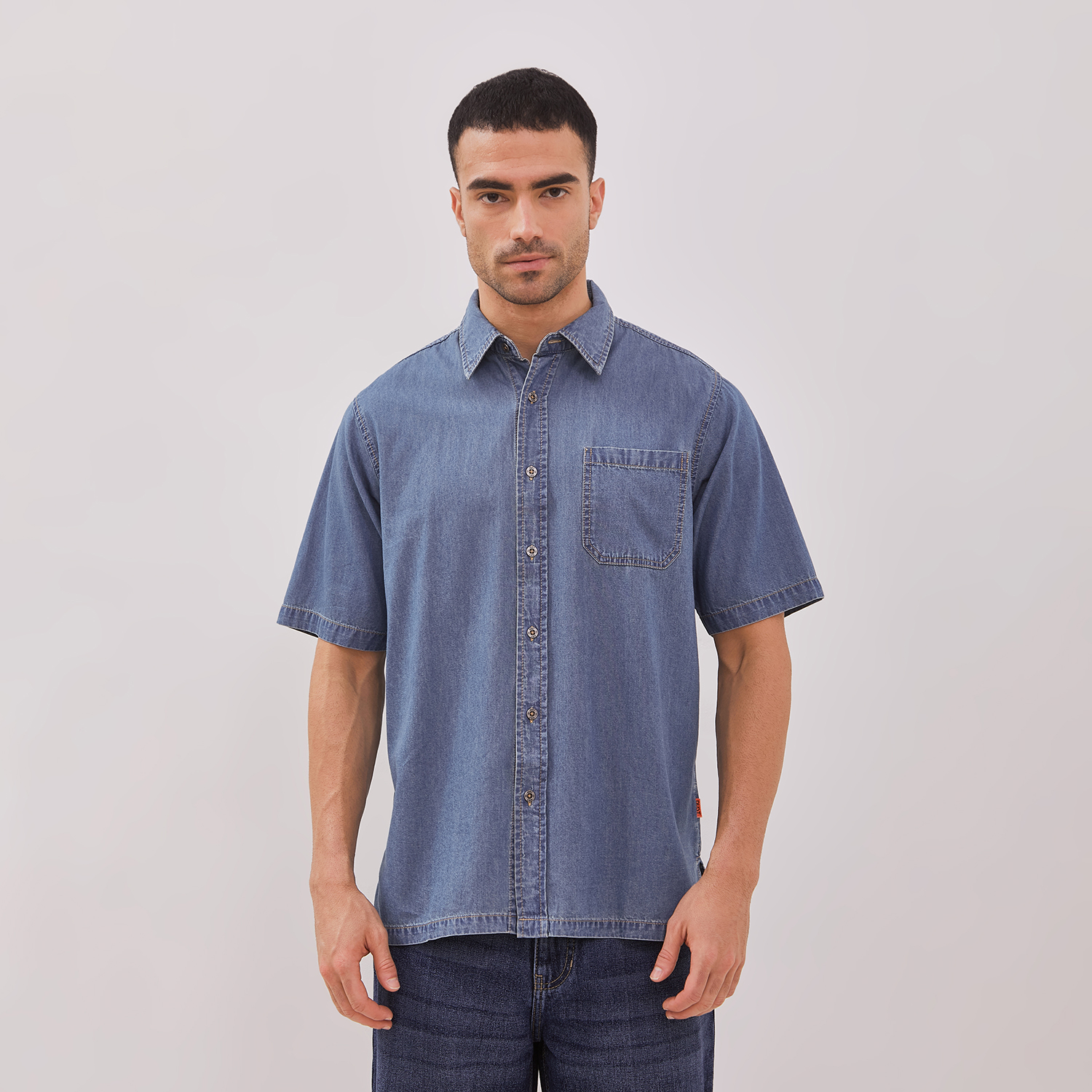 DUST Kemeja Denim Arian Medium Light Blue (DM.1448)